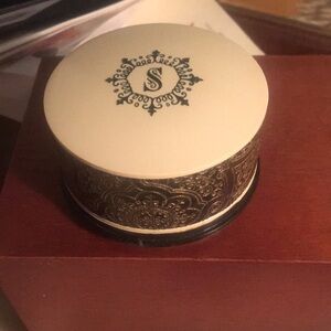 Siffari jewelry presentation case.